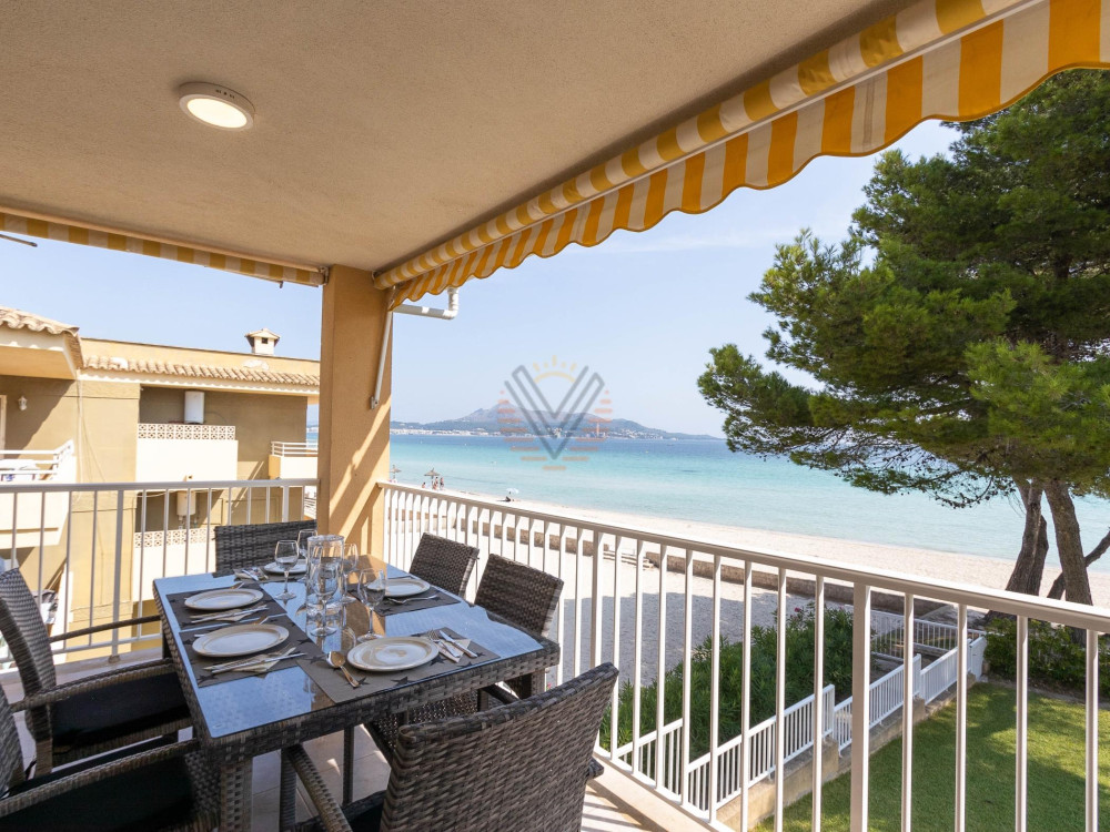 Arena, Beachfront Apartment with direct access to  preview