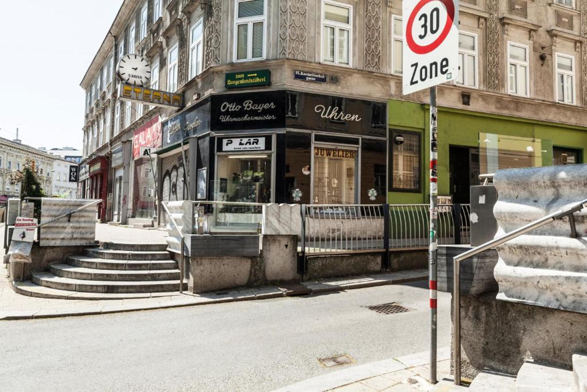 Authentic Vienna Surroundings