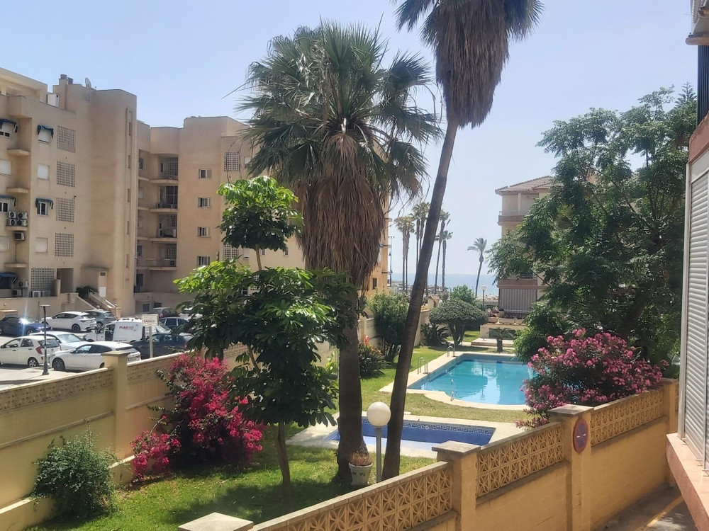 Del Parque Flats Playamar Beach preview