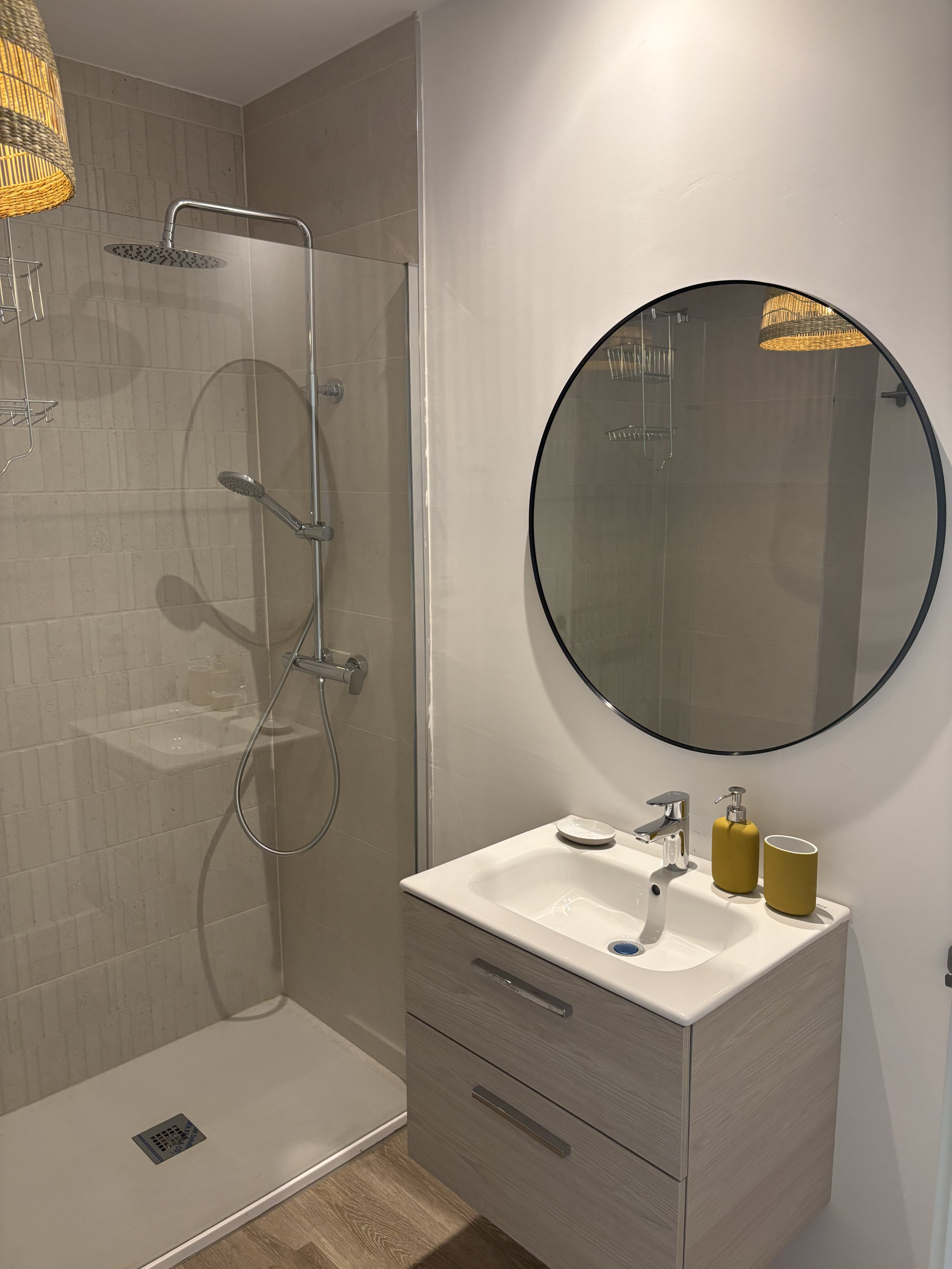 Bathroom with mirror and sink
