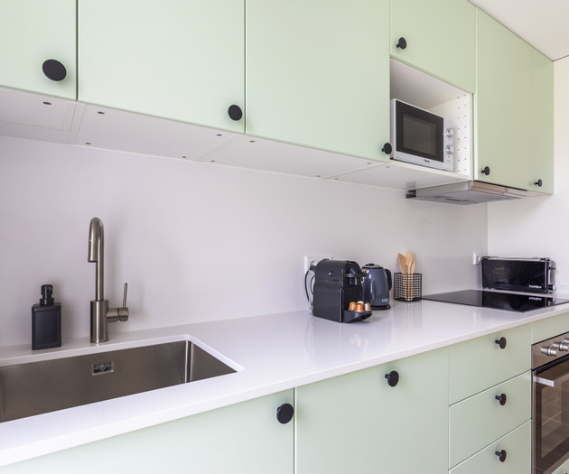 BRIGHT AND STYLISH VIVEROS AREA