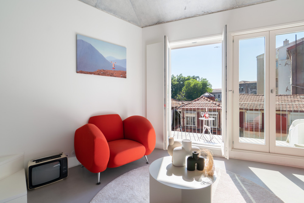 Classy Luxurious Flat | Balcony preview