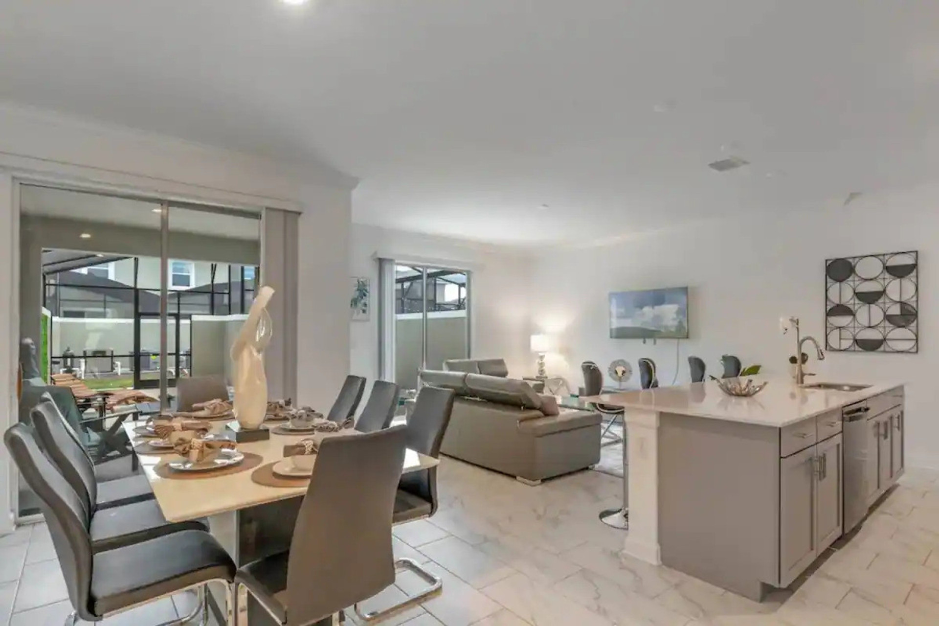 Living/Dining room