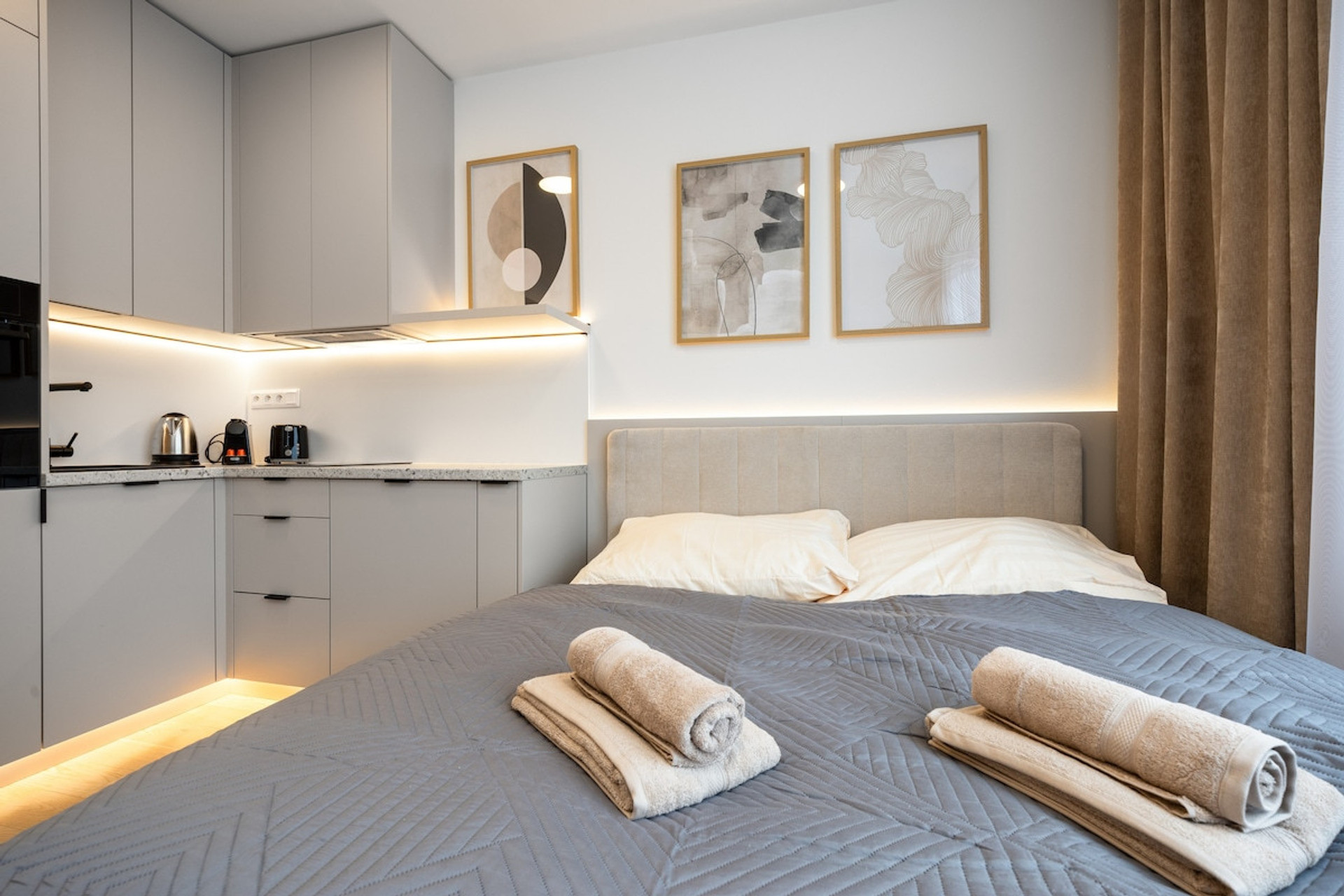 Bedroom image 2