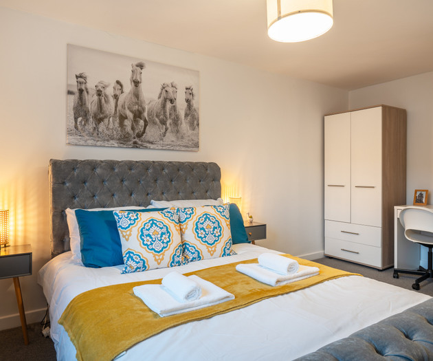 4BR Family Group Home, Sleeps 8 Livingston