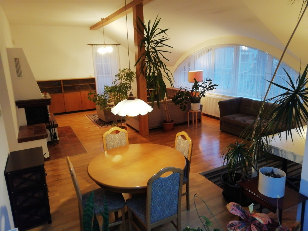 Penthouse 2 + 1 for rent, Prague 8 preview