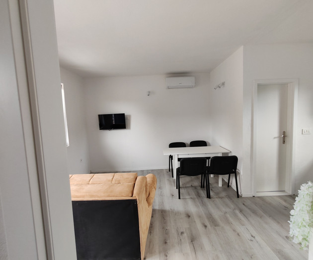 Sea View 2BR · Starlink Internet · near beach