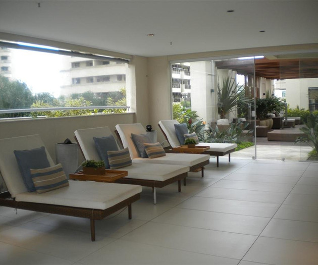Premium 2BR Apartment in Peninsula Barra