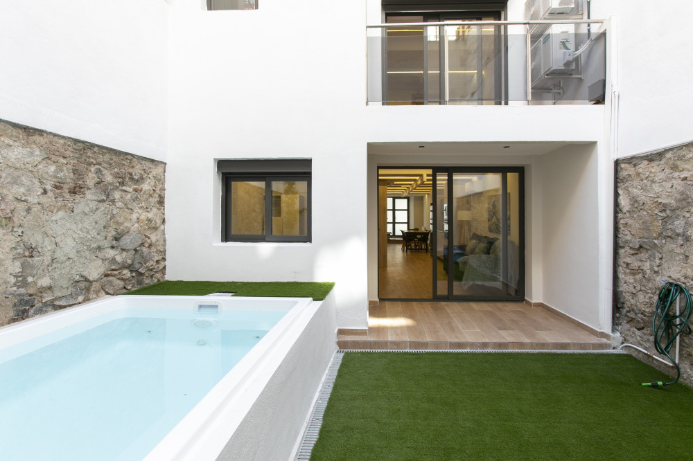 Duplex with Pool in Barcelona preview