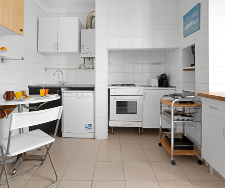 Group-Friendly Apt in the Heart of Bairro Alto