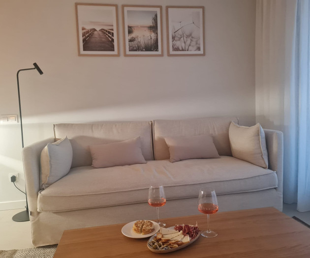 Modern apartment close to beach and city centre