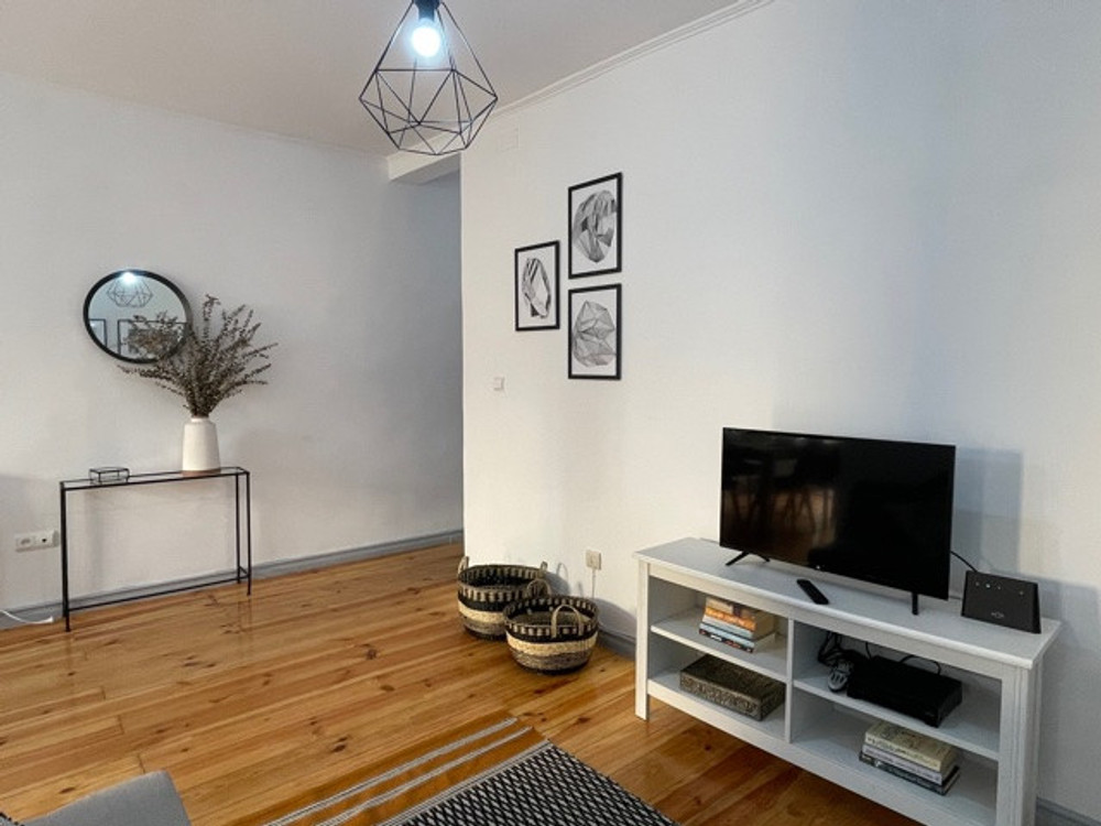 Fantastic 3-bedroom apartment & terrace in Alfama