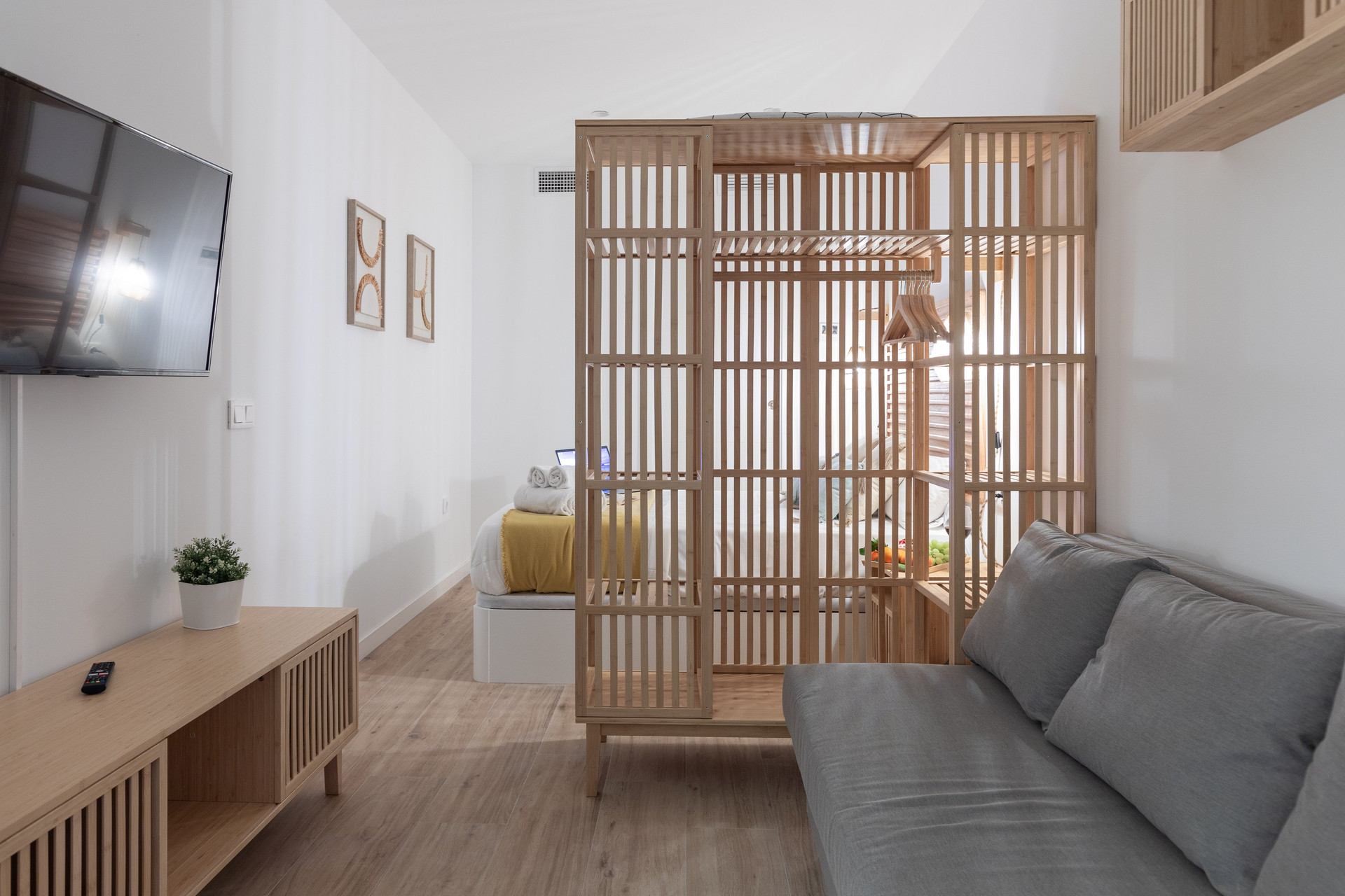 Living room with wooden partition