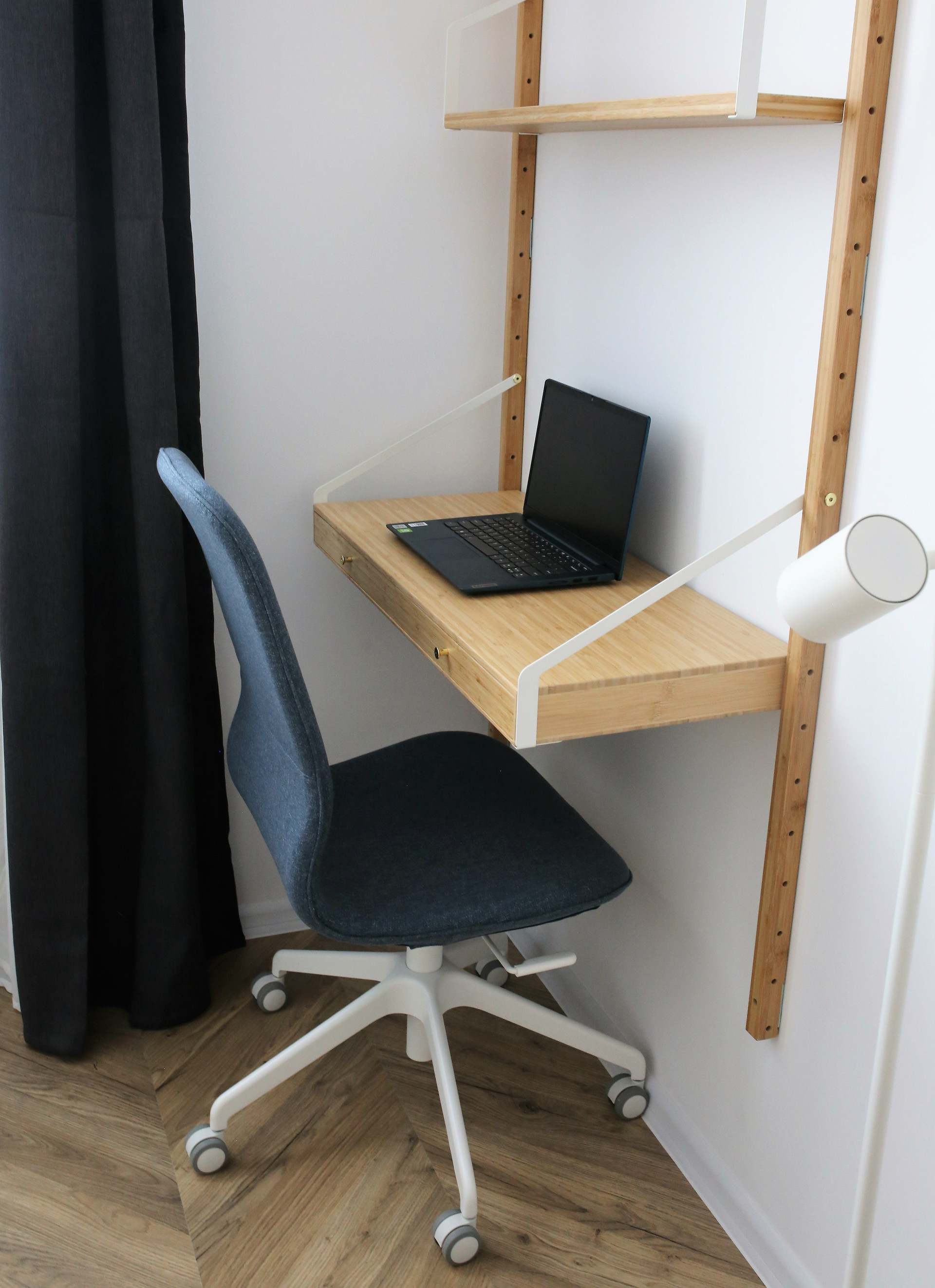 working desk