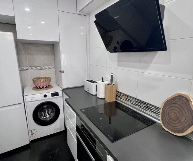 Peachy Stays 3-Bedroom Brand New Central Flat