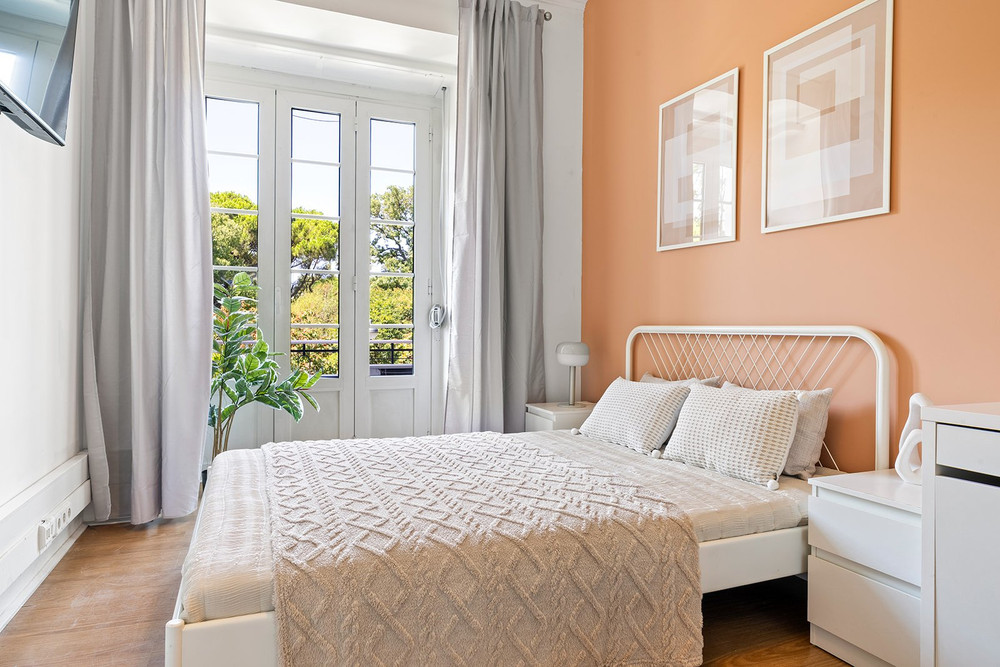 Room 4 - Av. Sidônio Pais 24 1E preview