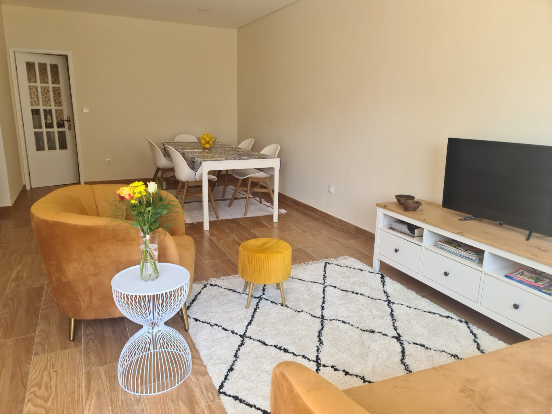 Bright and Spacious Open Living/ Dining Area