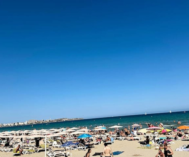 Renovated apartment, 12 minutes from the beach