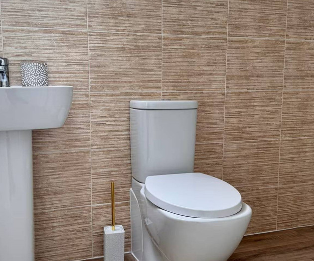 Cozy 3 Bedroom House | Free Parking | Garden