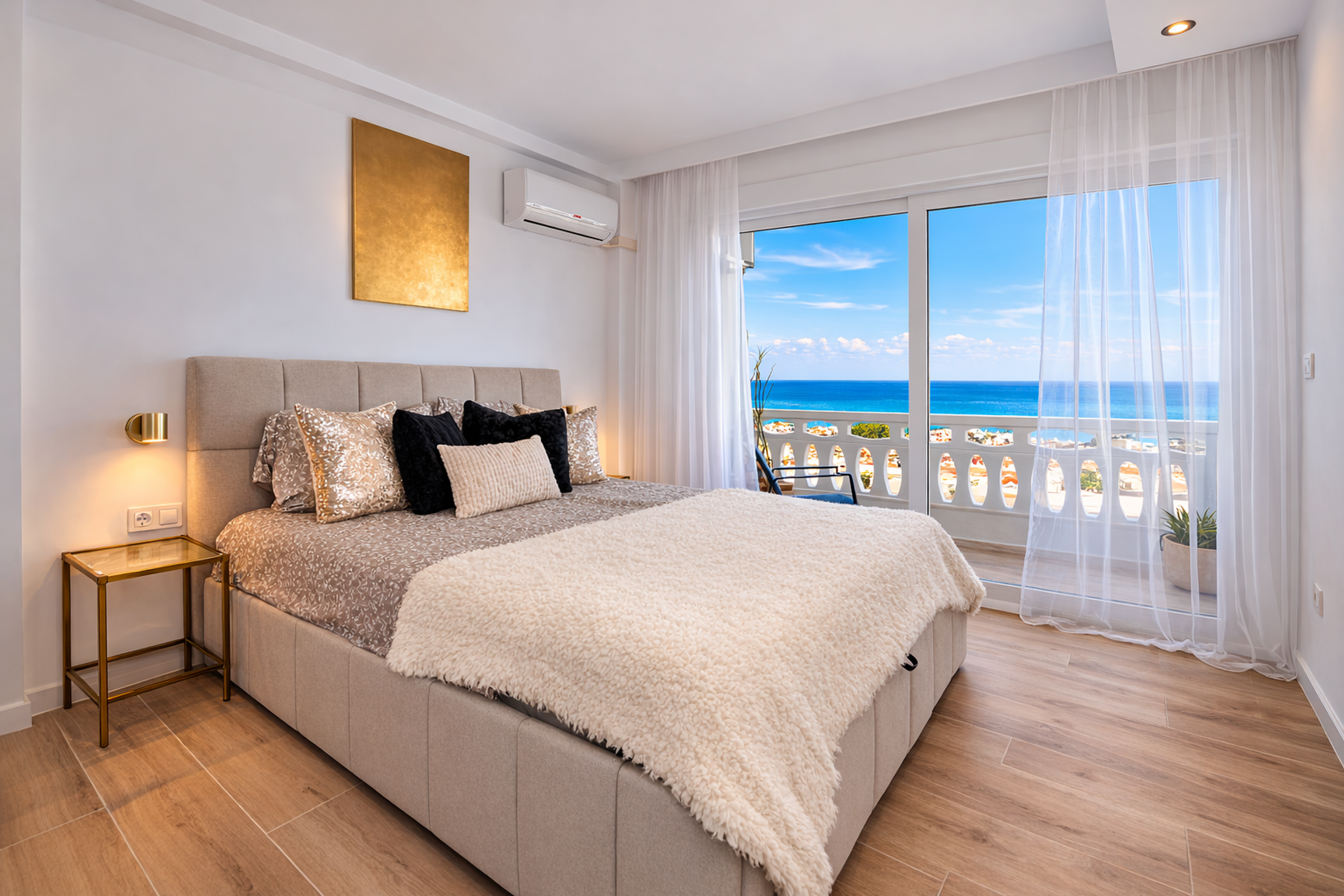 Bedroom with a Mediterranean sea view