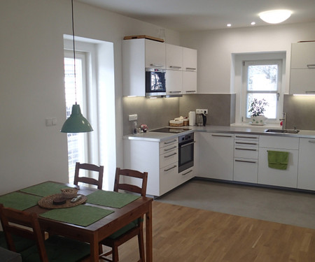 Furnished 2-Bedroom House +Garden/14 min to Centre