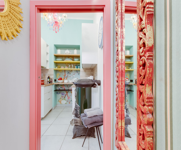 Quaint Maid's Boudoir Apartment