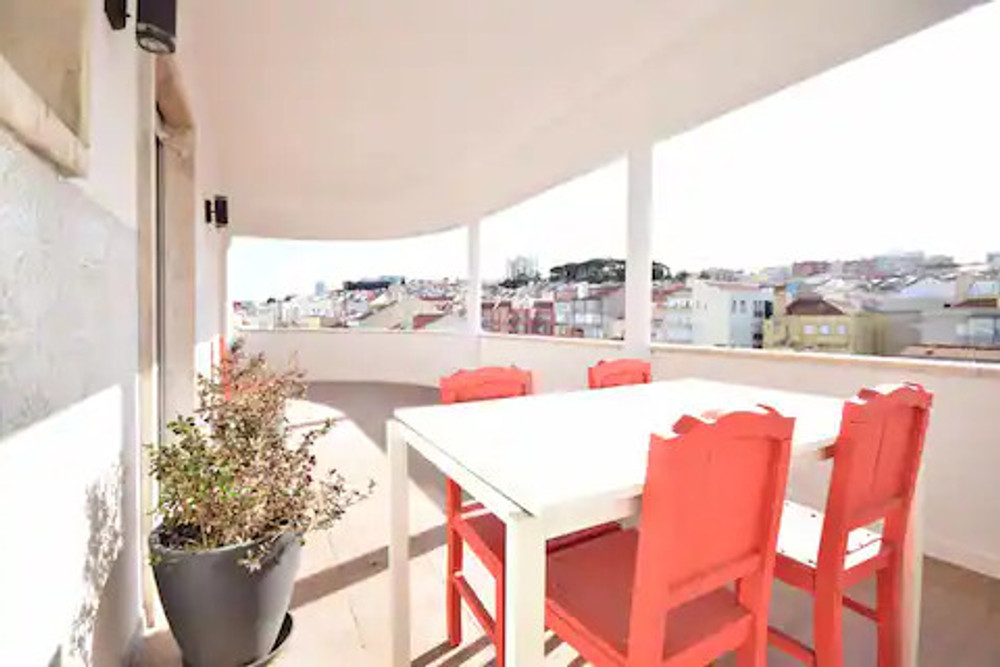 T0 in Arroios _ city view terrace preview