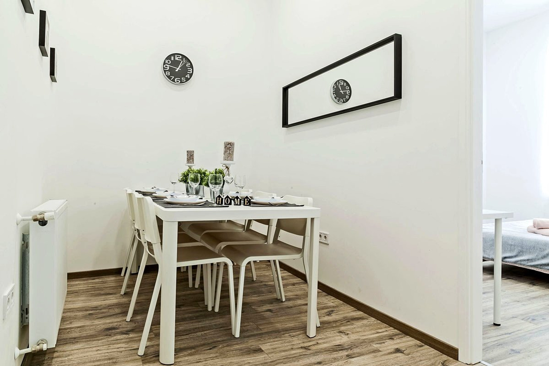 Dining area for 6 people