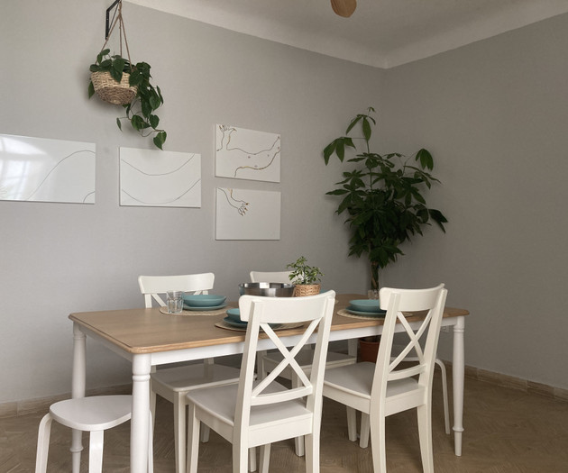 Merseguera Room - Large, bright, open closet