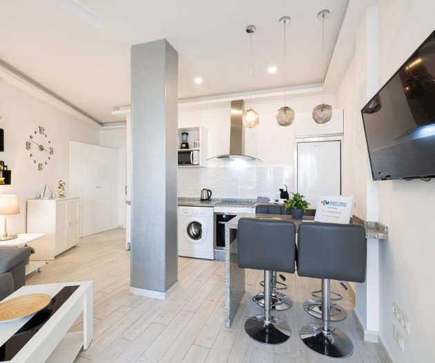 Apartment in Puerto Marina with porch & A/A & Pets