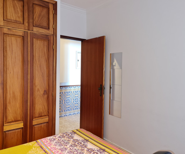 Private room for male only in Santa Apolónia