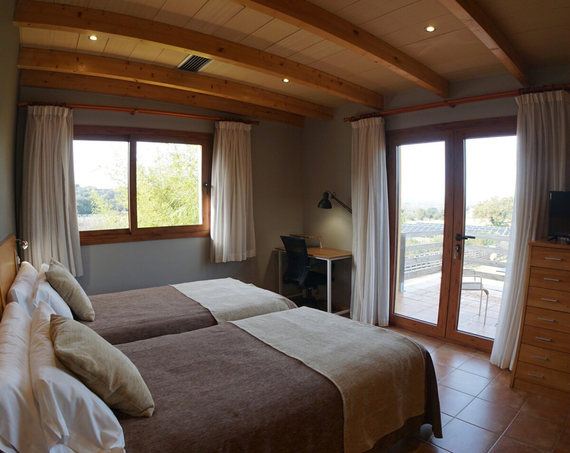 Bedroom image 2