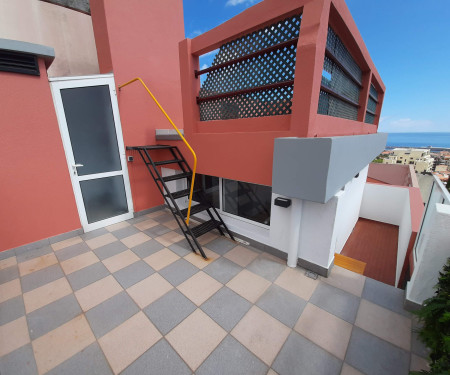 Apartamento T1 c/Terraço