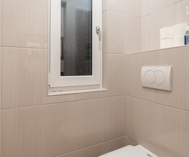 Modern 2-bedroom apartment with monthly cleaning