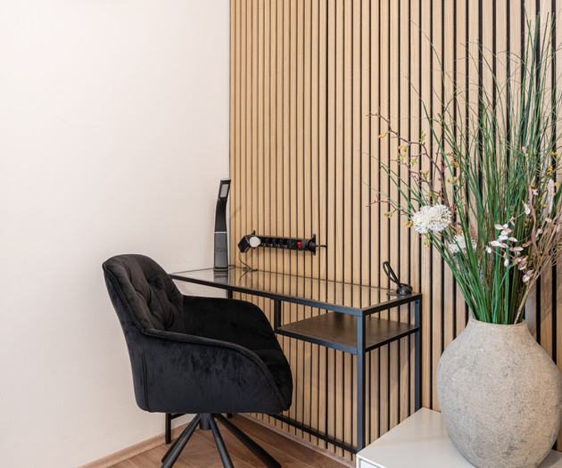 Stylish Apartment with Balcony, Garage & Cleaning