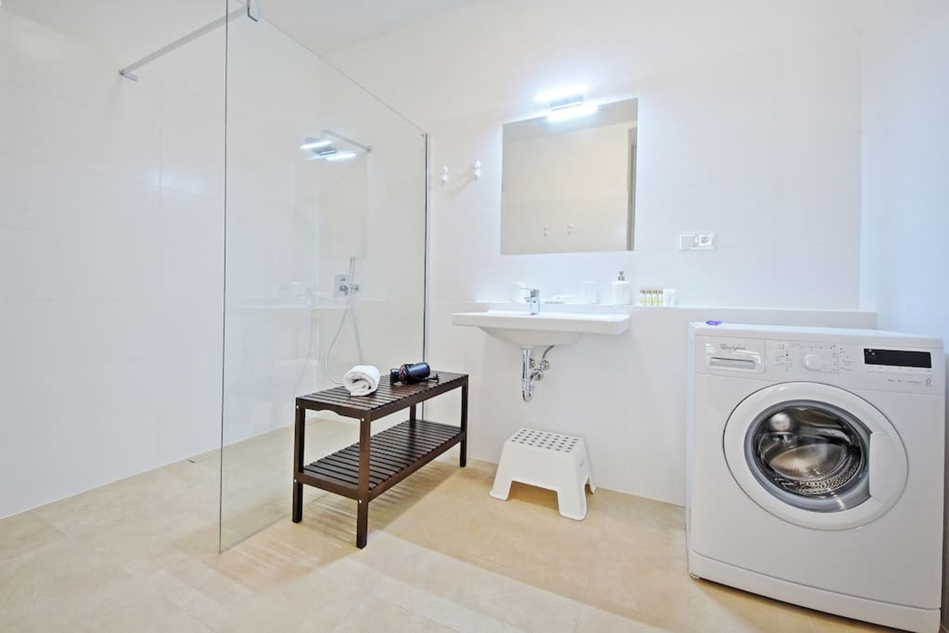 large and modern bathroom + washing machine, shower