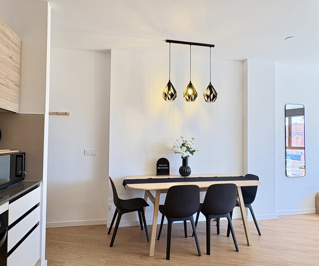 NEW Bright Modern Retreat at Malvarrosa Beach