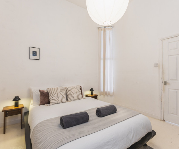 Bright 2BR Flat, Near Central Line, Bethnal Green