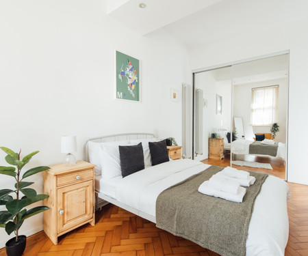 Unique 2 Bedroom Flat - Stoke Newington