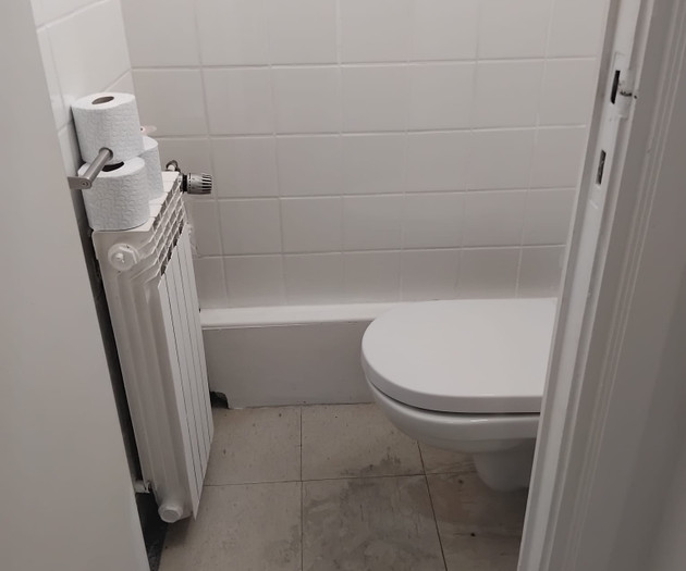 2 bedrooms flat with balcony in Brussels