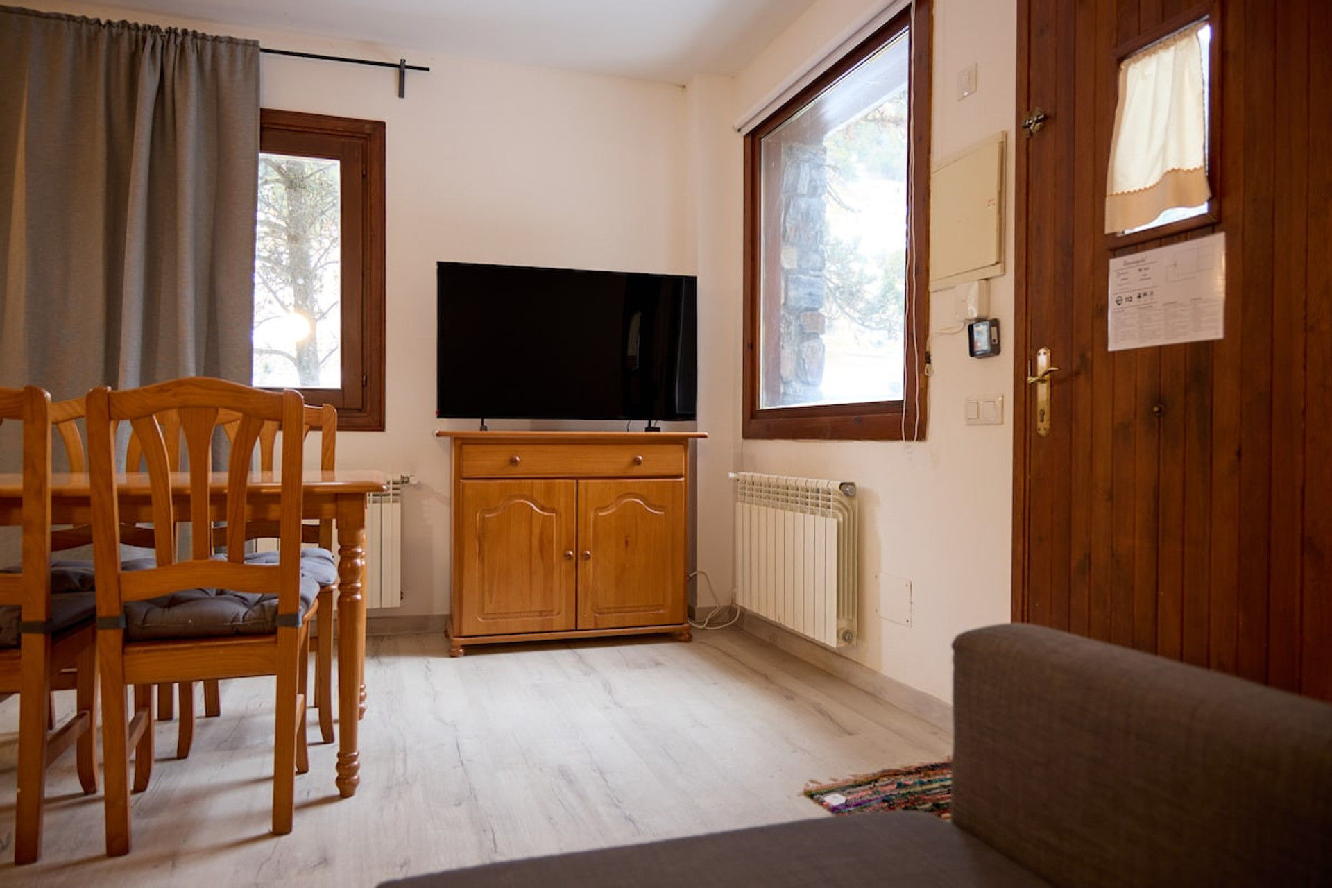 Very precise directions to get there. Communication with the hosts was 10, quick responses and pending at all times of any issues. In the heart of the Incles Valley. Definitely 100% recommended." - Ricardo ★★★★★