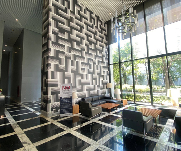 Modern Monthly Studio: Fast WiFi & Great Location