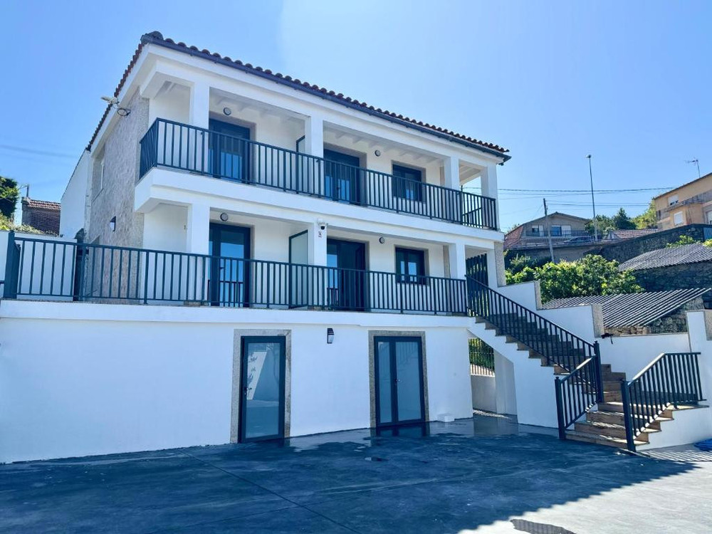 Rent a flat in Caranquexo Street preview