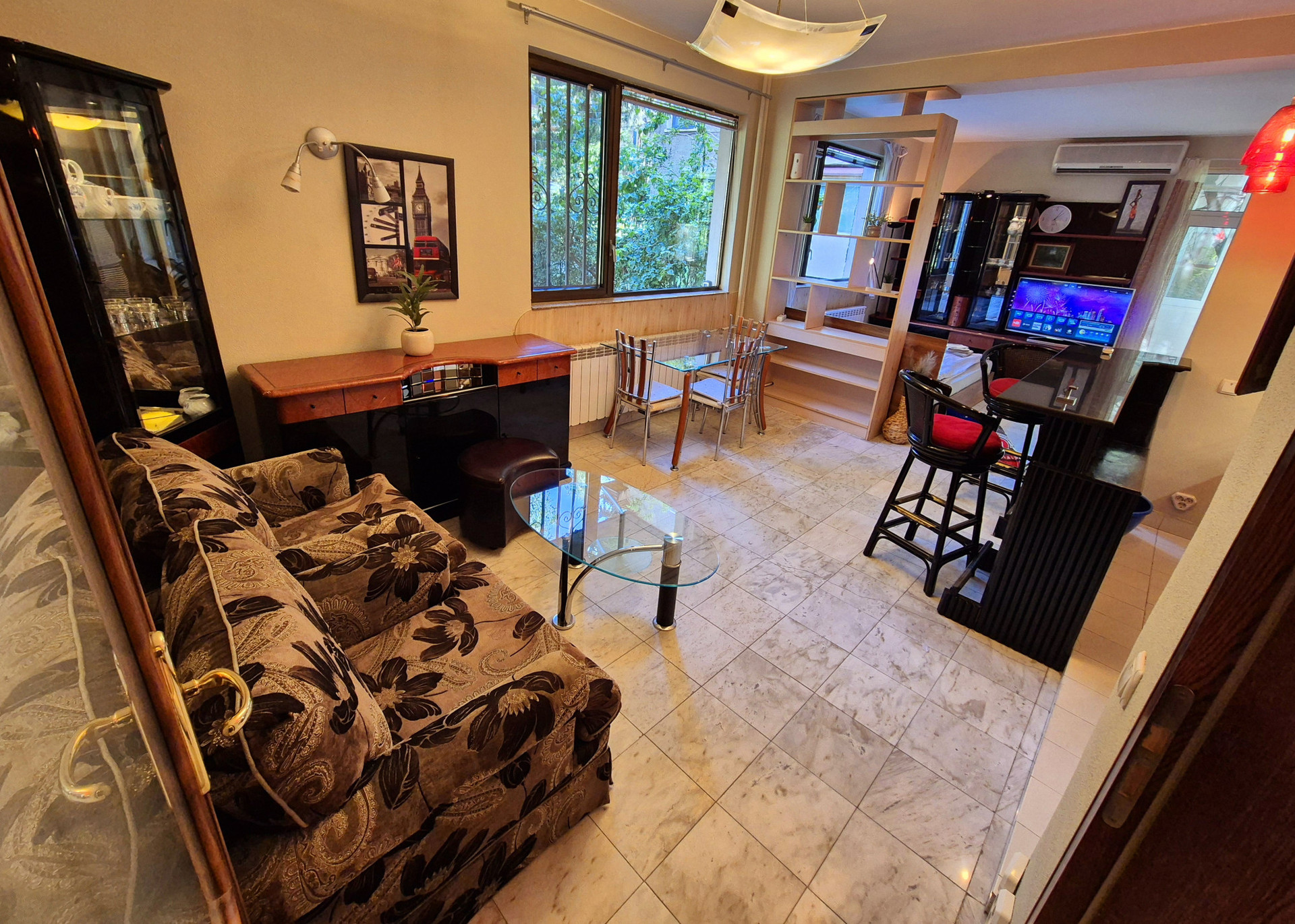 Sitting Area