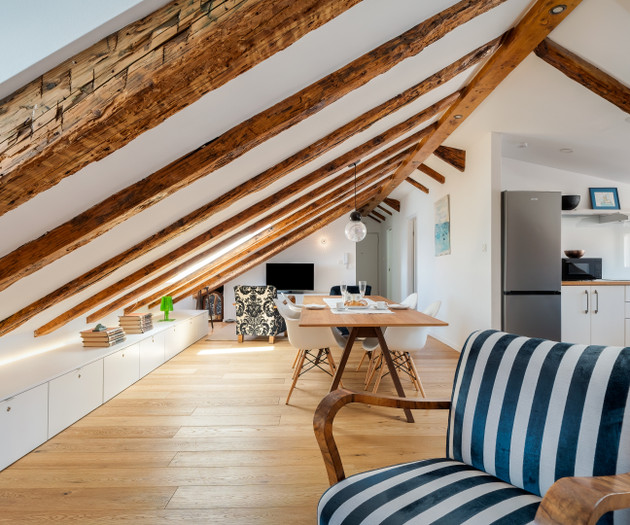 “Stylish 2 BR Retreat on Split’s Seaside Riva“