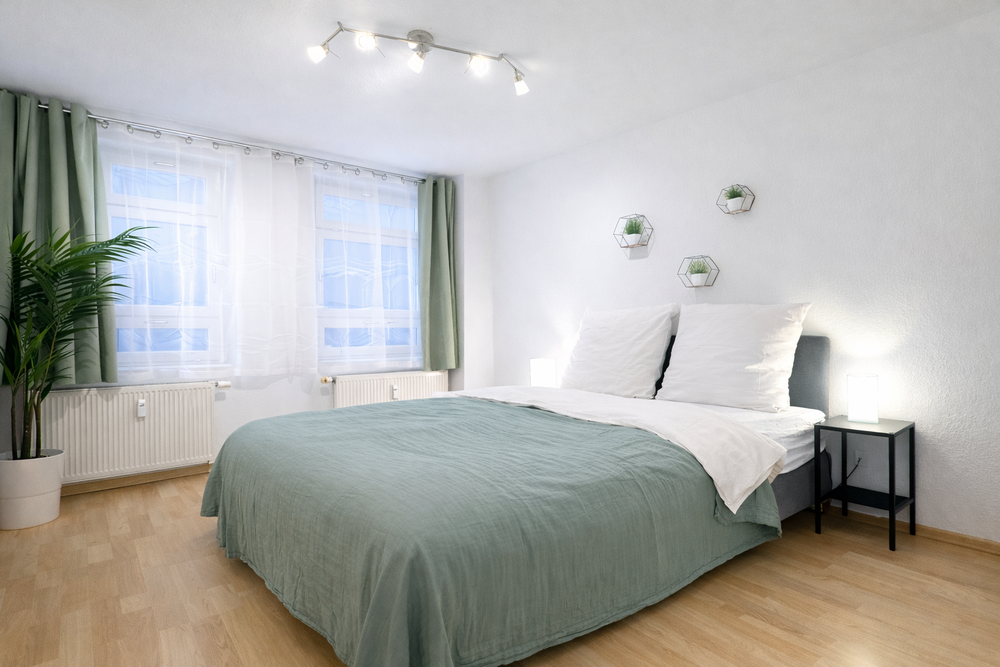 Cozy 1-Bedroom Apartment with Balcony preview