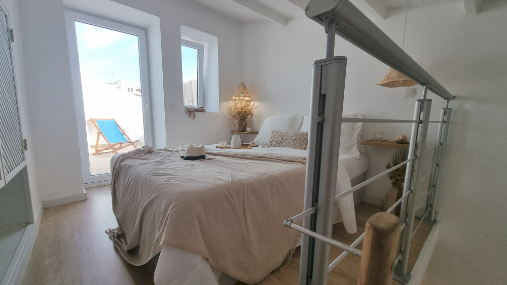 House with Terrace near the sea, in Algarve preview