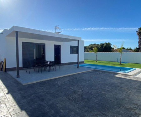 Spacious 3-Bedroom Villa,Private Pool ,BBQ,WI-FI