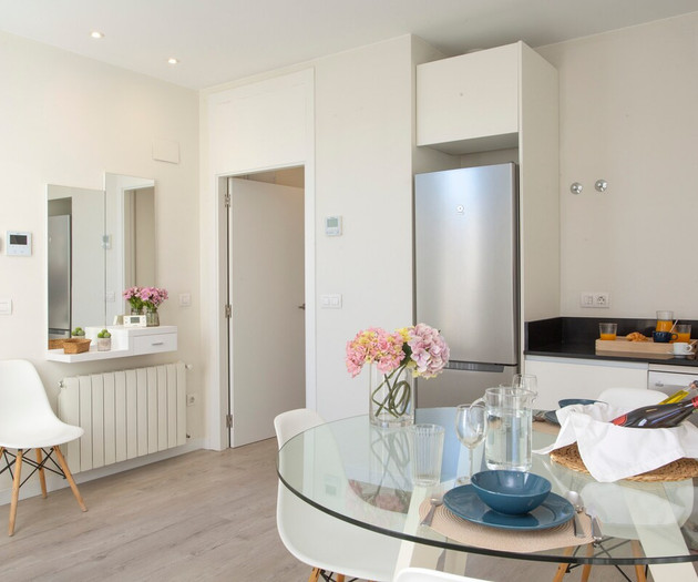 CAD10 - Beautiful 2-Bedroom Penthouse in Ruzafa
