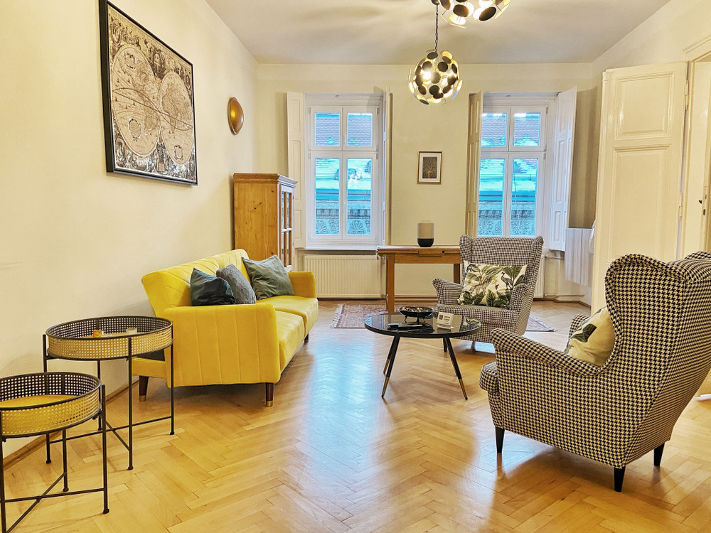 Bright & Spacious Apt in the Heart of Budapest preview